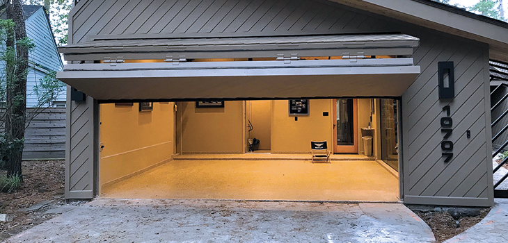 Vertical Bifold Garage Door Repair in Inglewood 